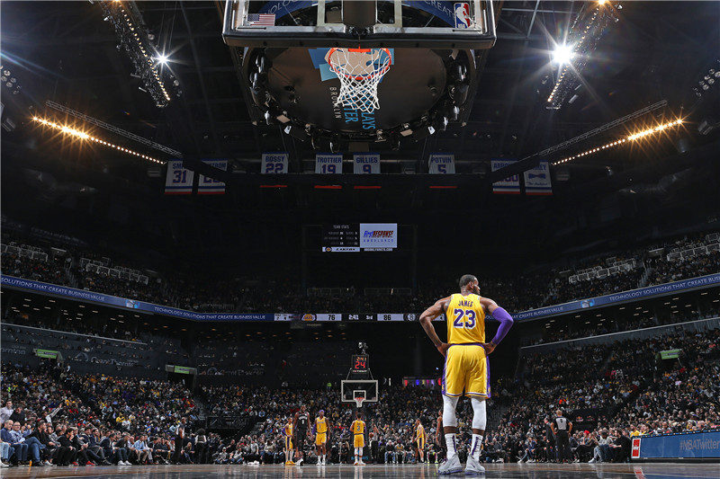 -里程碑夜!阿森纳篮板制胜,NBA季后赛冲刺阶段刷纪录,气氛紧张,训练强度明显提升的简单介绍